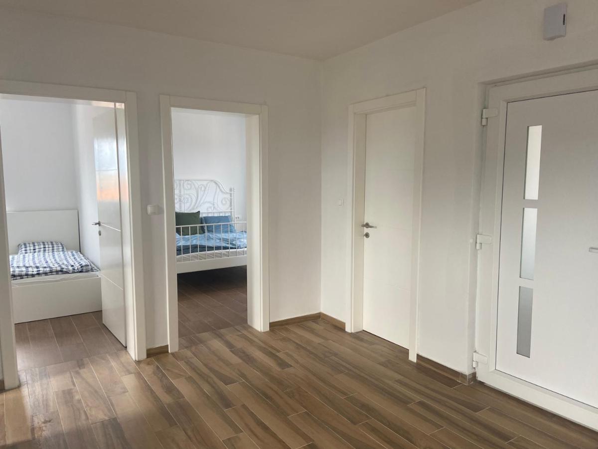 Daniela Family Apartment - Top Floor - New & Quite Location - Great Sea & Island View ヴィル エクステリア 写真